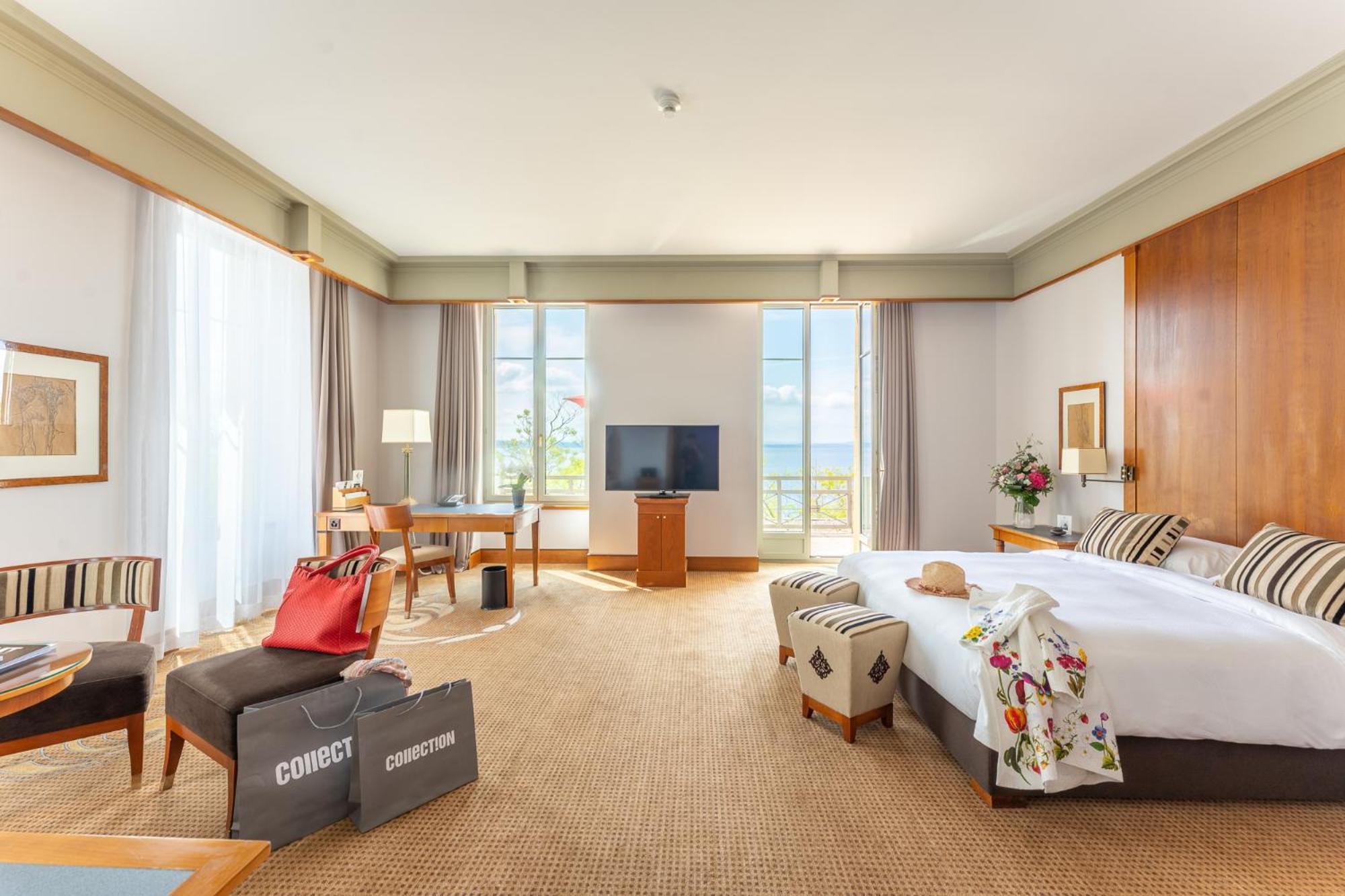 Beau Rivage Hotel Neuchâtel Exteriör bild Deluxe Ocean View Room