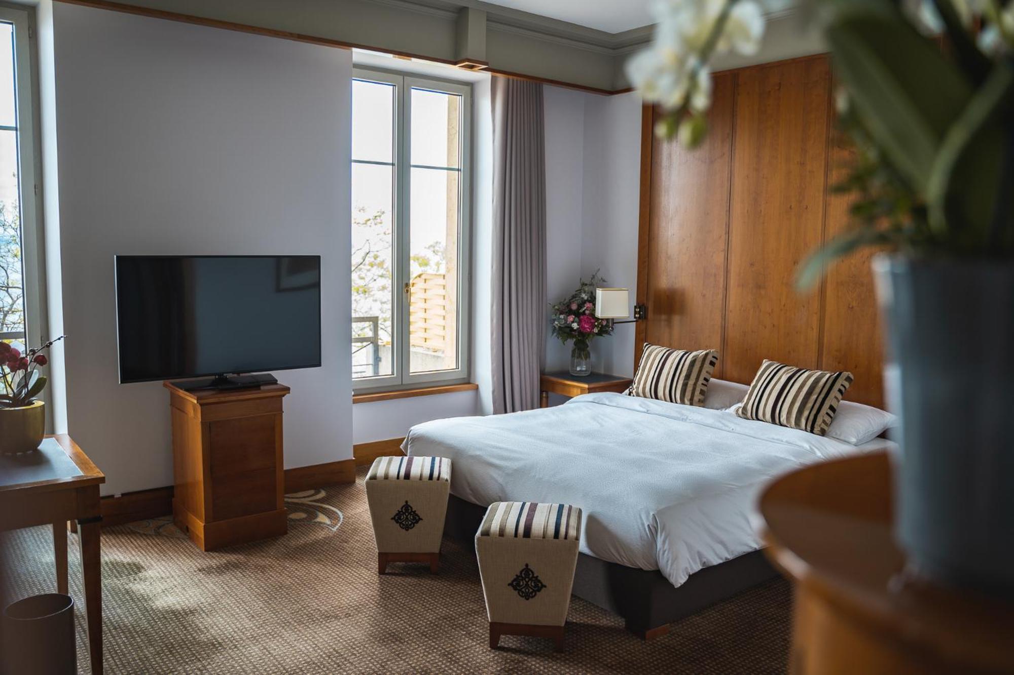 Beau Rivage Hotel Neuchâtel Exteriör bild A room at the hotel