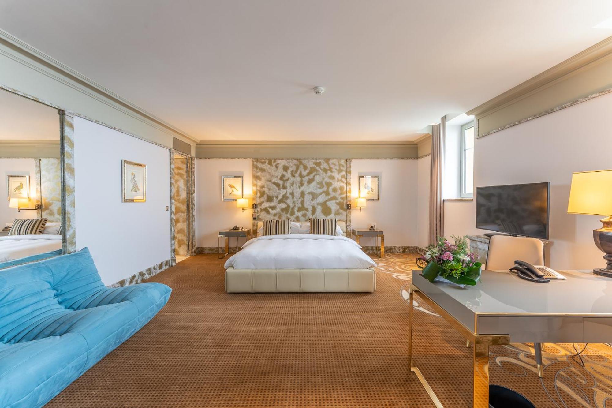 Beau Rivage Hotel Neuchâtel Exteriör bild Suite