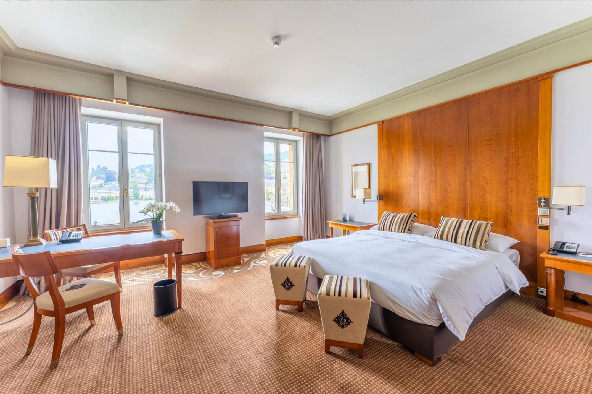 Beau Rivage Hotel Neuchâtel Exteriör bild Deluxe Room
